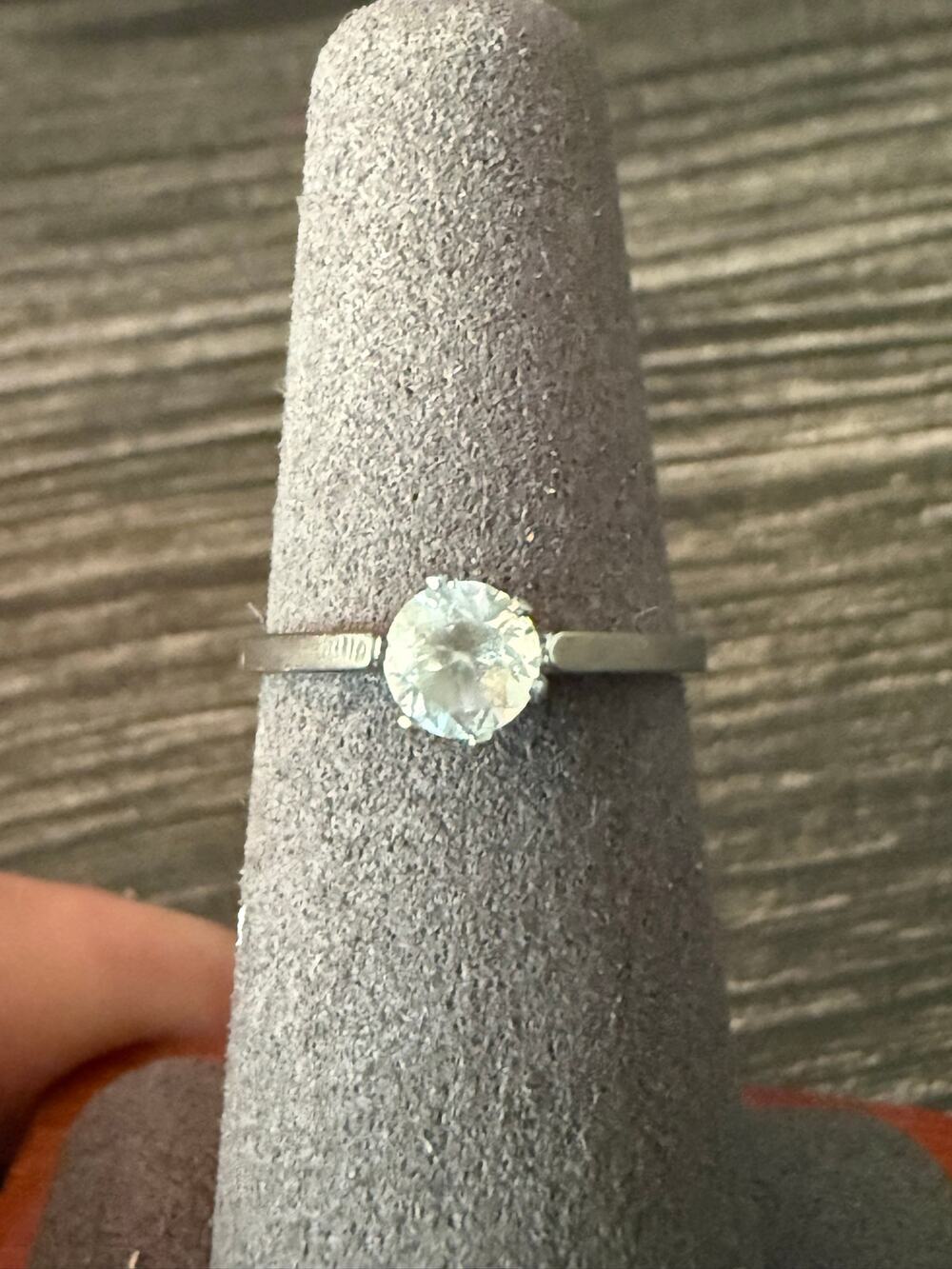 Vintage Lind Silver Cubic Zirconia Solitaire Ring Sz. 5.5
